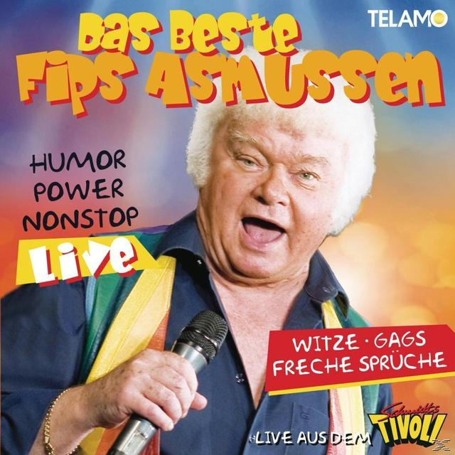 Albumcover mit einem Mann auf der Bühne mit Mikrofon und Banner.