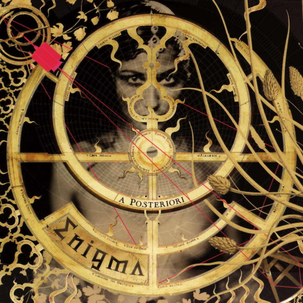 Az Enigma A Posteriori album borítója, egy nő arcát mutatja kör alakú dizájnban. Arany vonalak vannak.