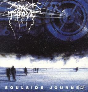 Darkthrone Albumcover. Ein mechanisches Zahnrad in dunkler, kosmischer Umgebung. Figuren gehen auf verschneitem Boden.