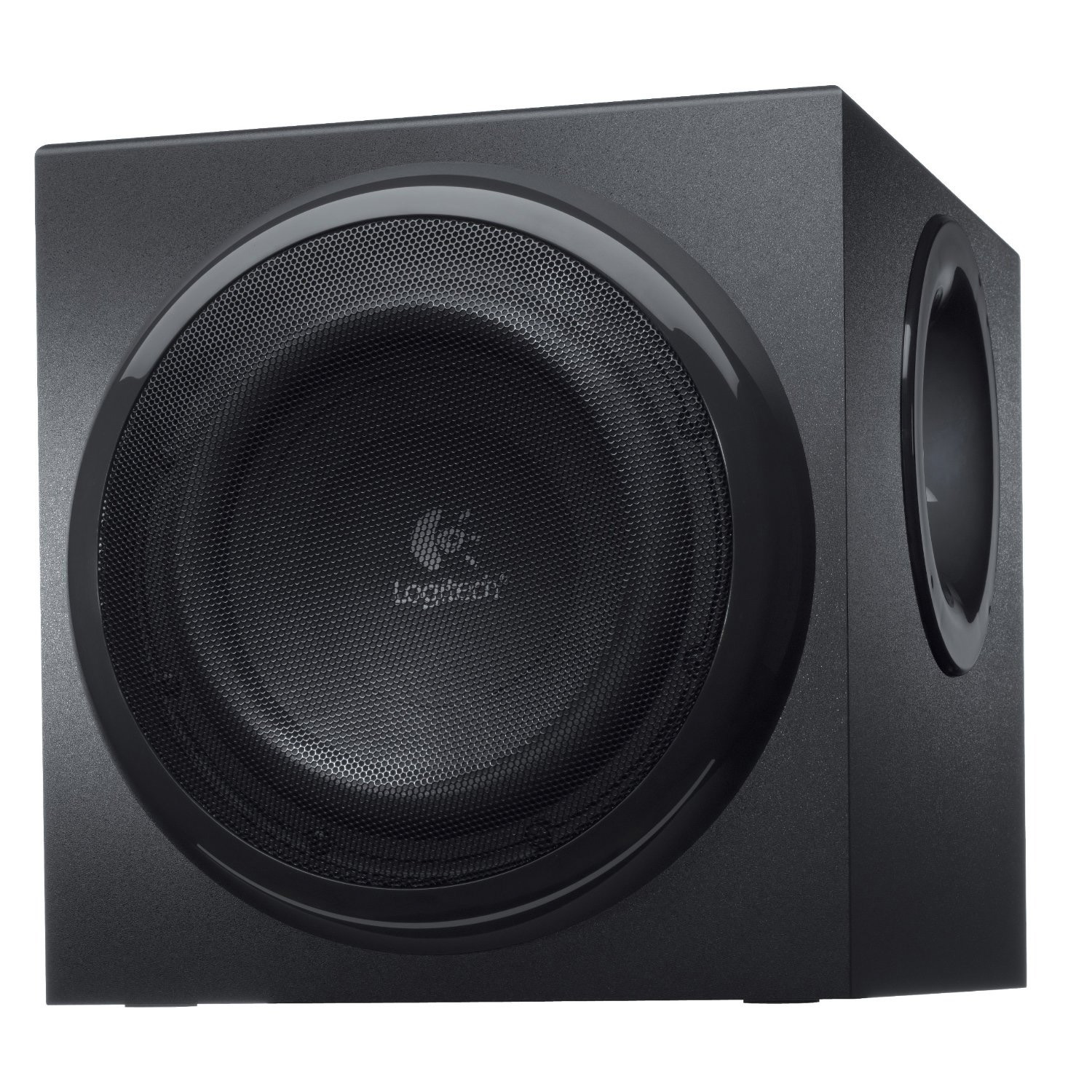 Siyah Logitech subwoofer, ızgara hoparlör ve yan port ile.