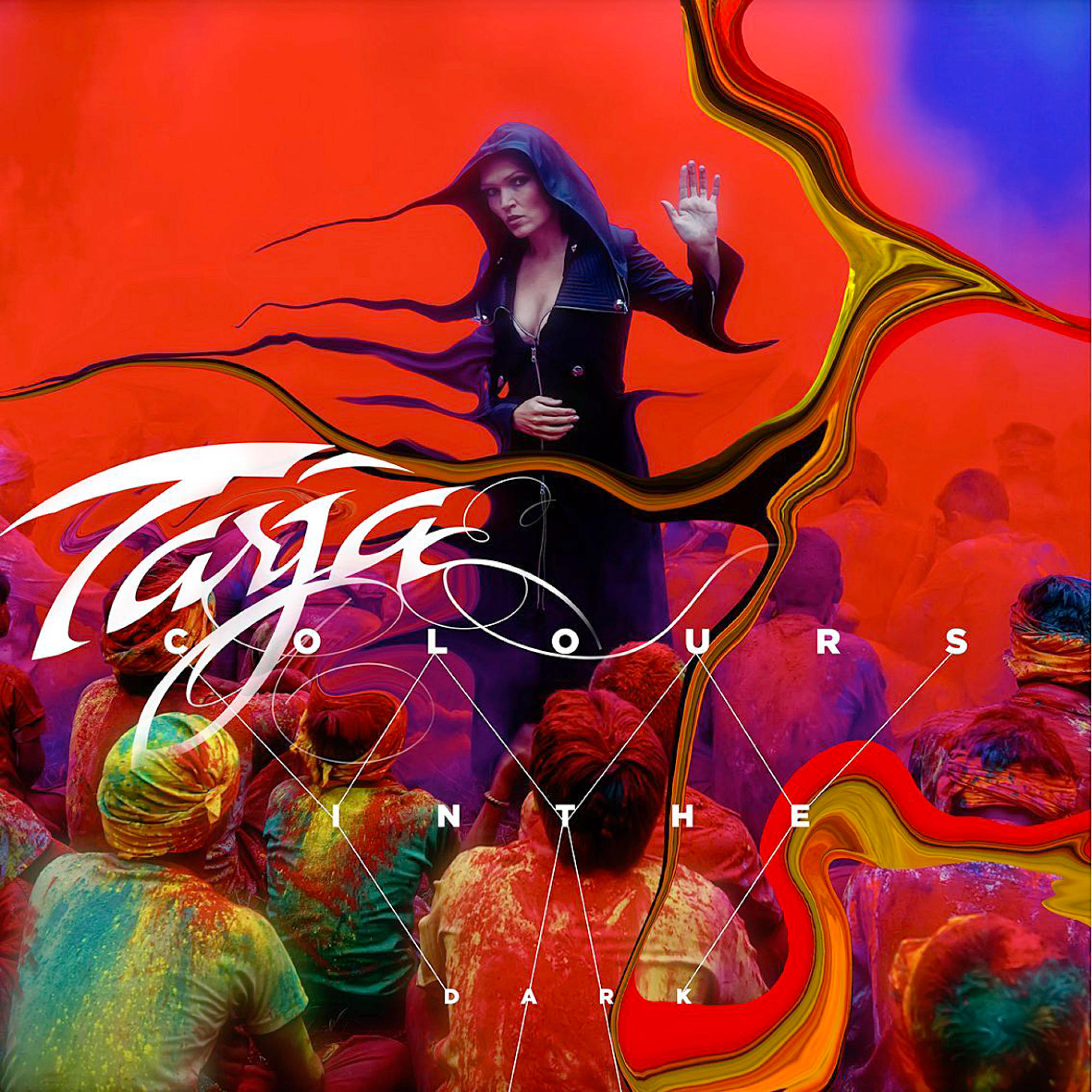 Albumcover mit Tarja. Roter Hintergrund, Frau in schwarzem Mantel und Text.