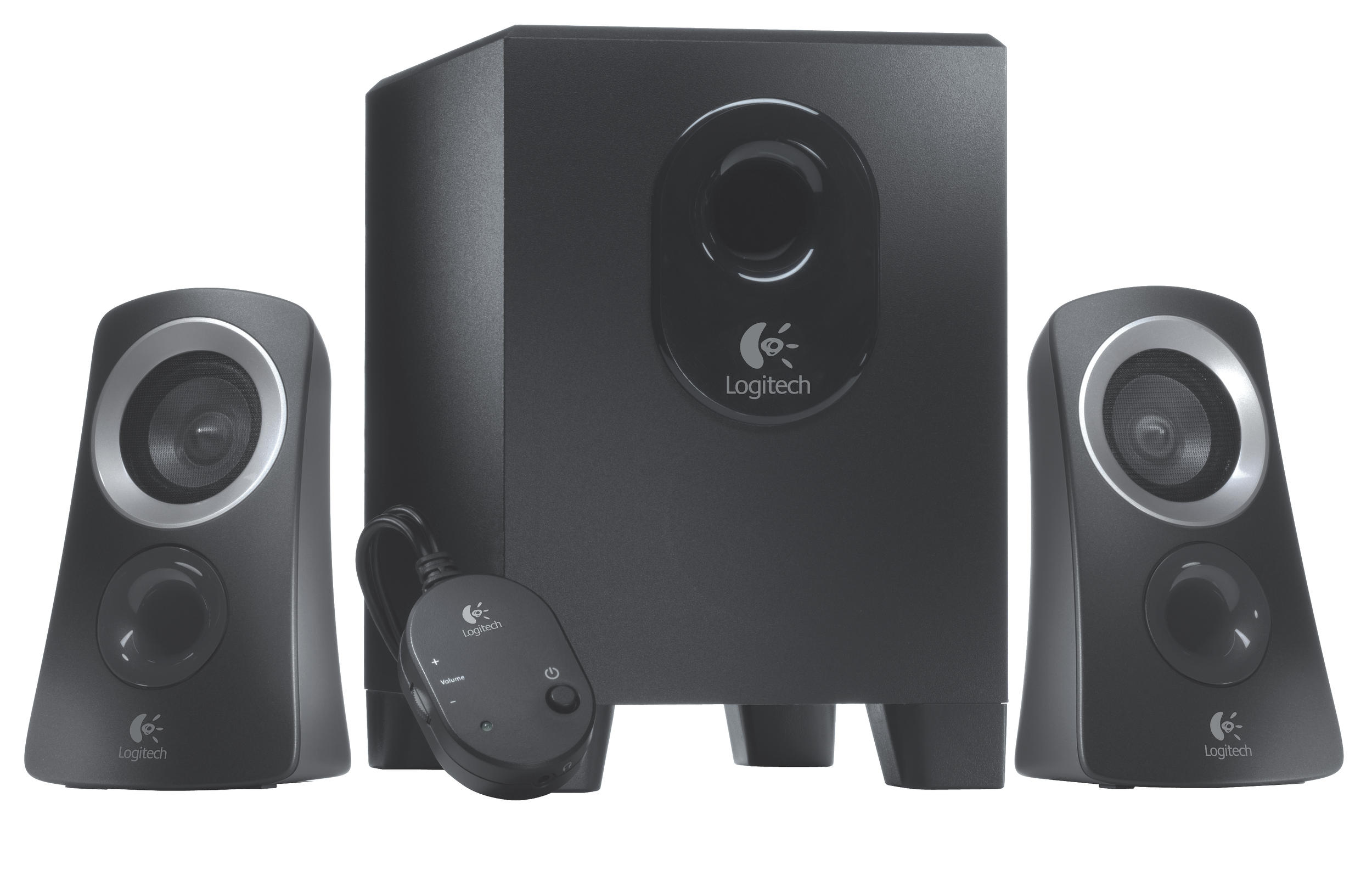 Ein schwarzes Logitech-Lautsprechersystem mit Subwoofer und zwei Satellitenlautsprechern, alles auf weißem Hintergrund.