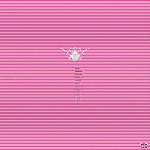 Rosa Hintergrund mit horizontalen Streifen und einem kleinen weißen dekorativen Design oben und eine Liste von Namen unten.