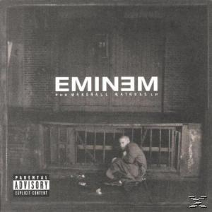 Eminems 'The Marshall Mathers LP' Albumcover, ein Mann sitzt im Dunkeln.