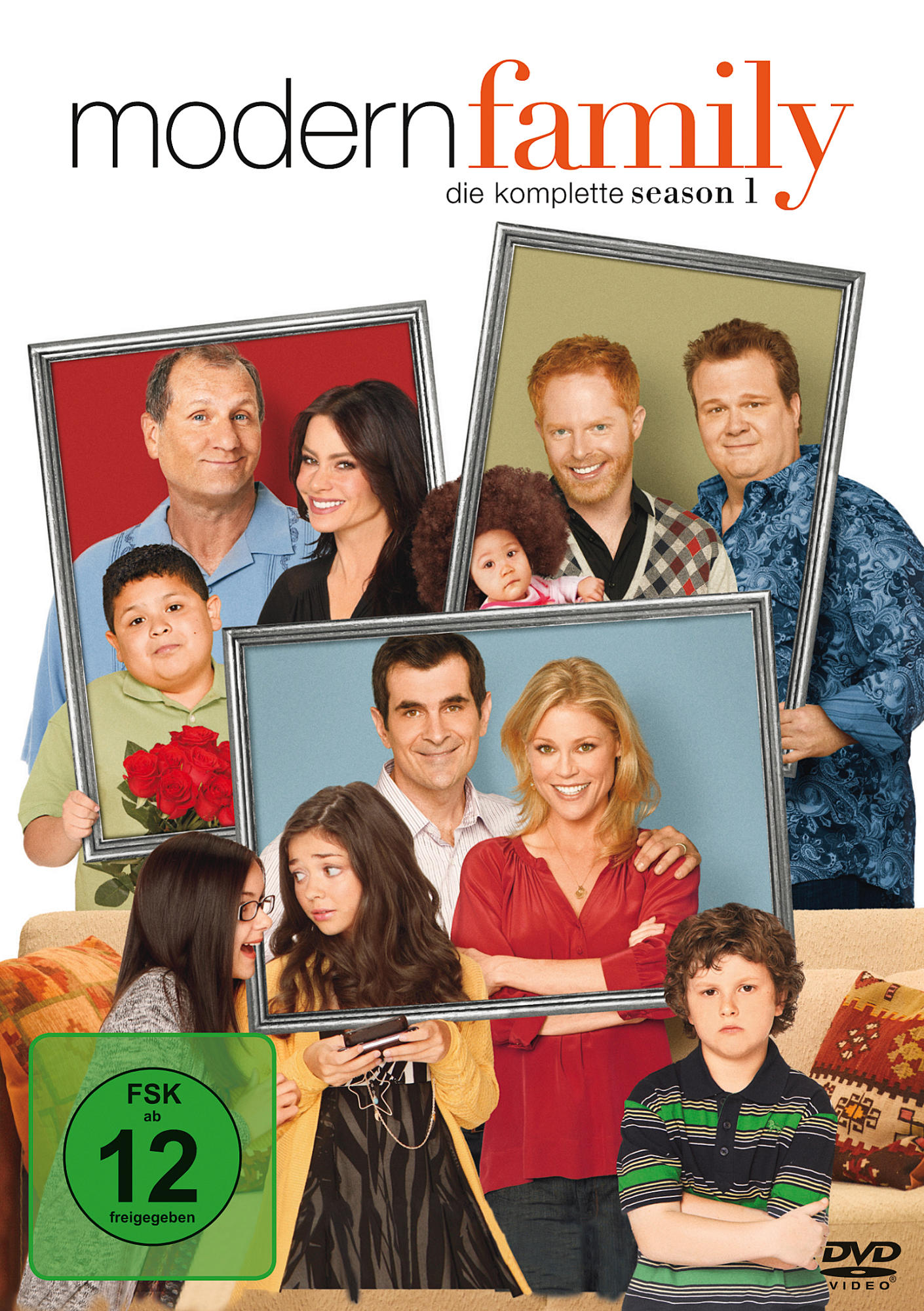 DVD-Cover: Ein Familienfoto ist in Rahmen. Der Titel lautet 'Modern Family'.