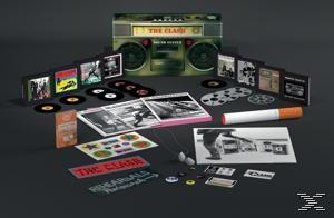 Boxset mit Alben und Erinnerungsstücken von The Clash.
