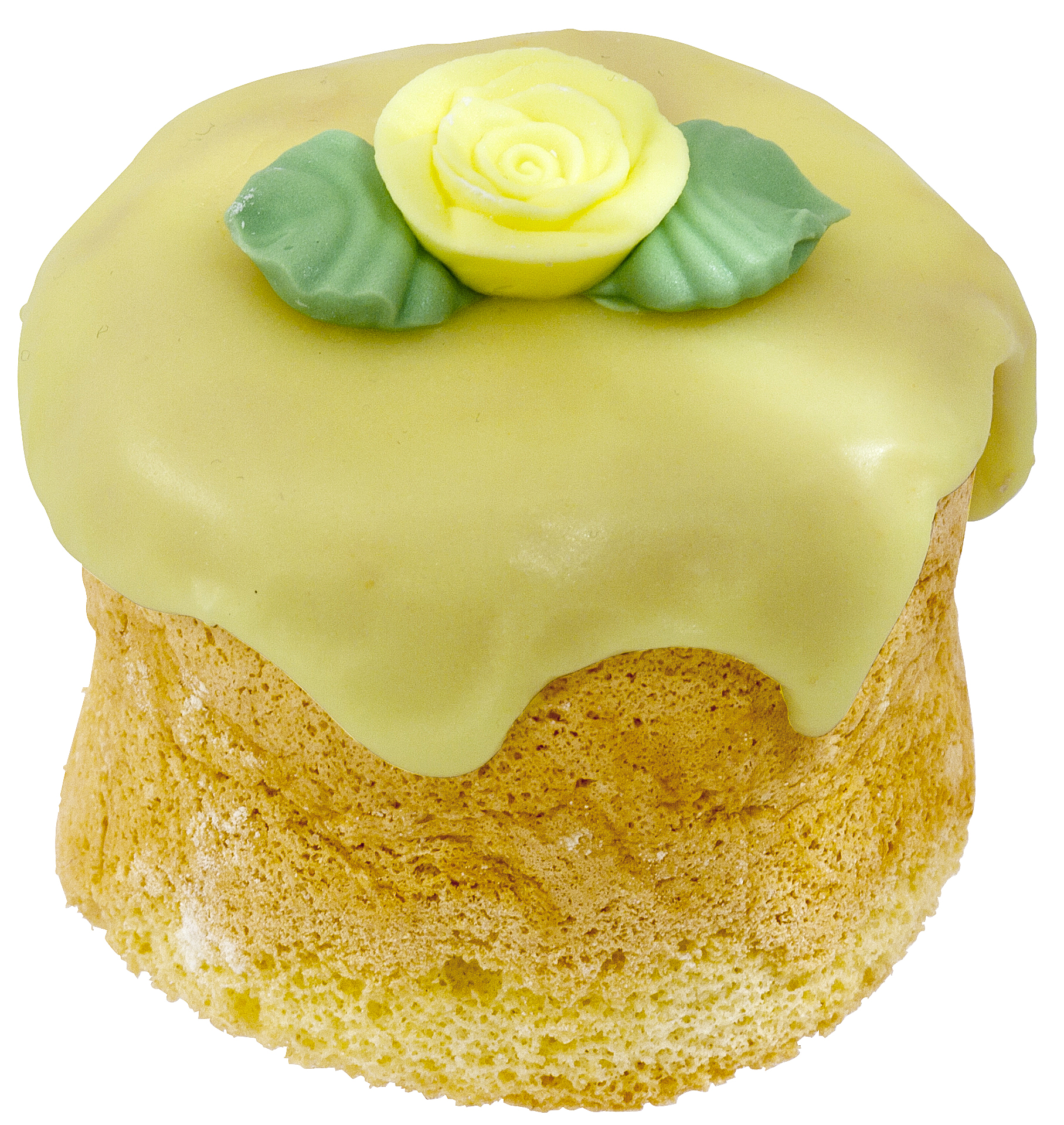 Ein kleiner Kuchen mit gelber Glasur, einer gelben Rose und grünen Blättern auf weißem Hintergrund.