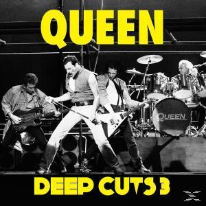 Queen-Albumcover mit der Band live, mit den Worten 'DEEP CUTS 3' in Gelb.