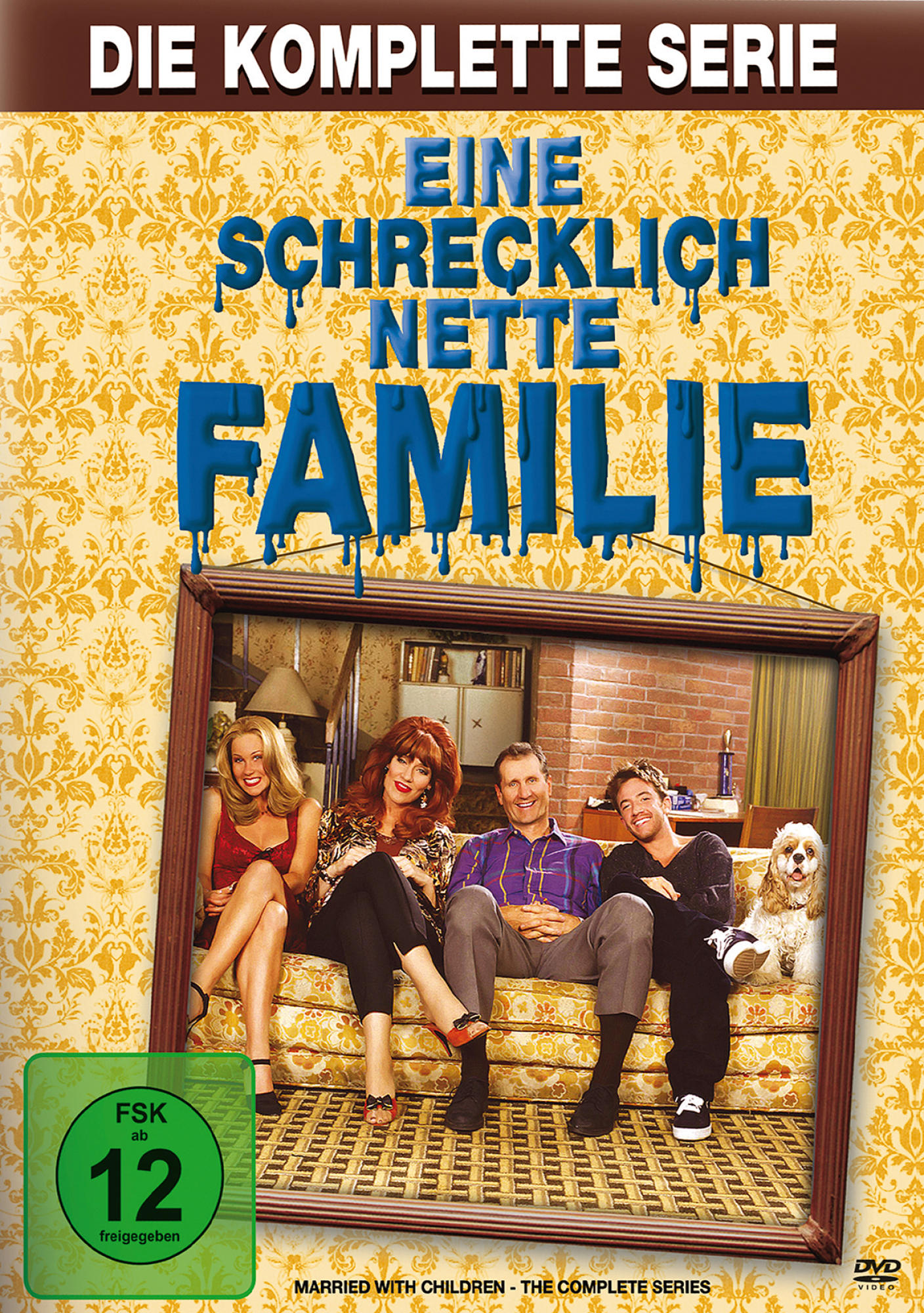 DVD-Cover: Eine Familie sitzt auf einem Sofa. Der Titel lautet 'Eine schrecklich nette Familie'.