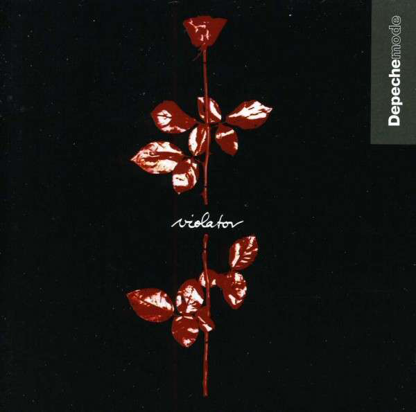 Album borító: Vörös rózsa és levelek fekete háttérrel. Szöveg: Violator, Depeche Mode.