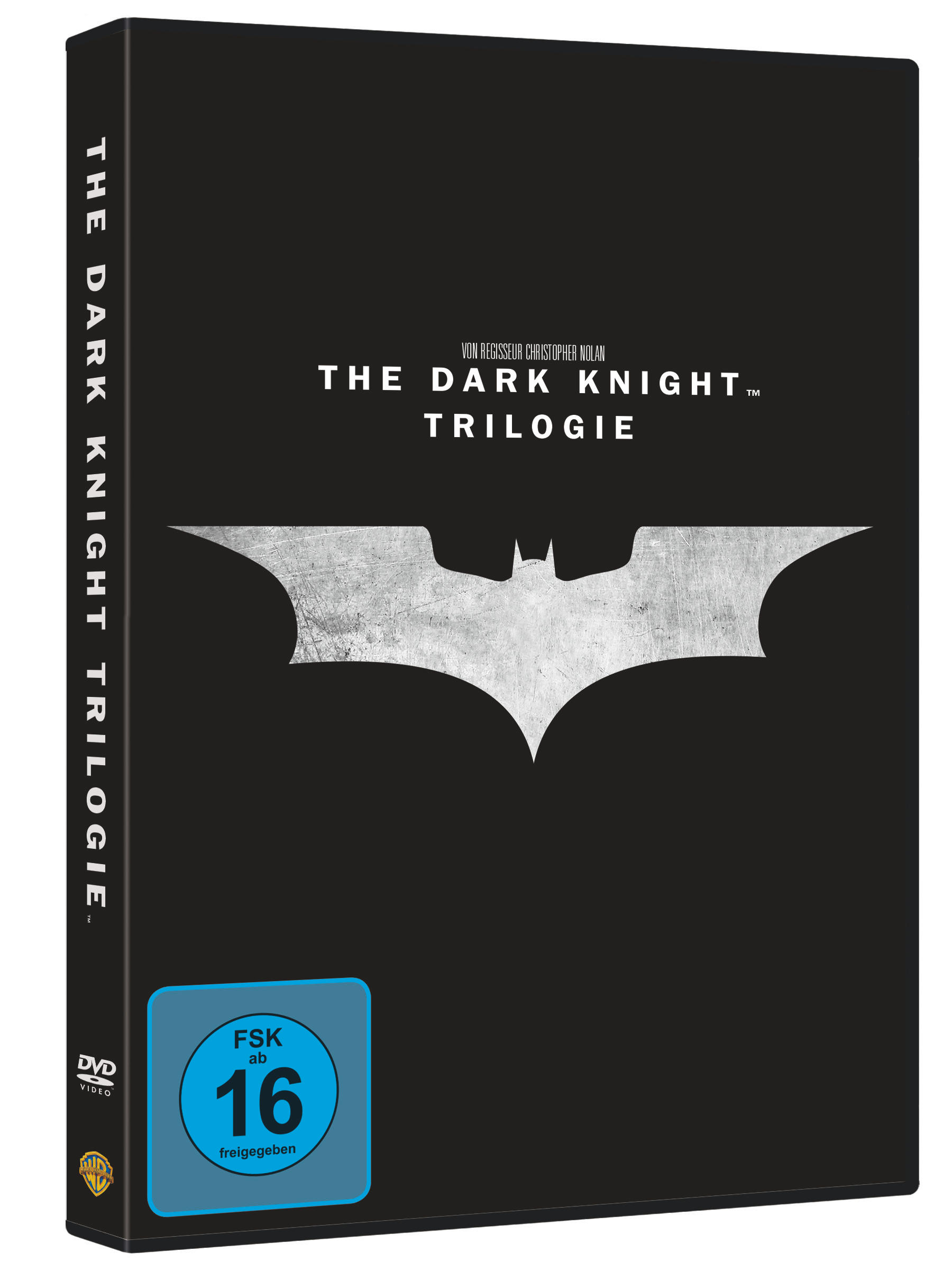 DVD-Hülle mit schwarzem Hintergrund. Der Titel 'THE DARK KNIGHT TRILOGY' steht vertikal. Das Batman-Logo in der Mitte.