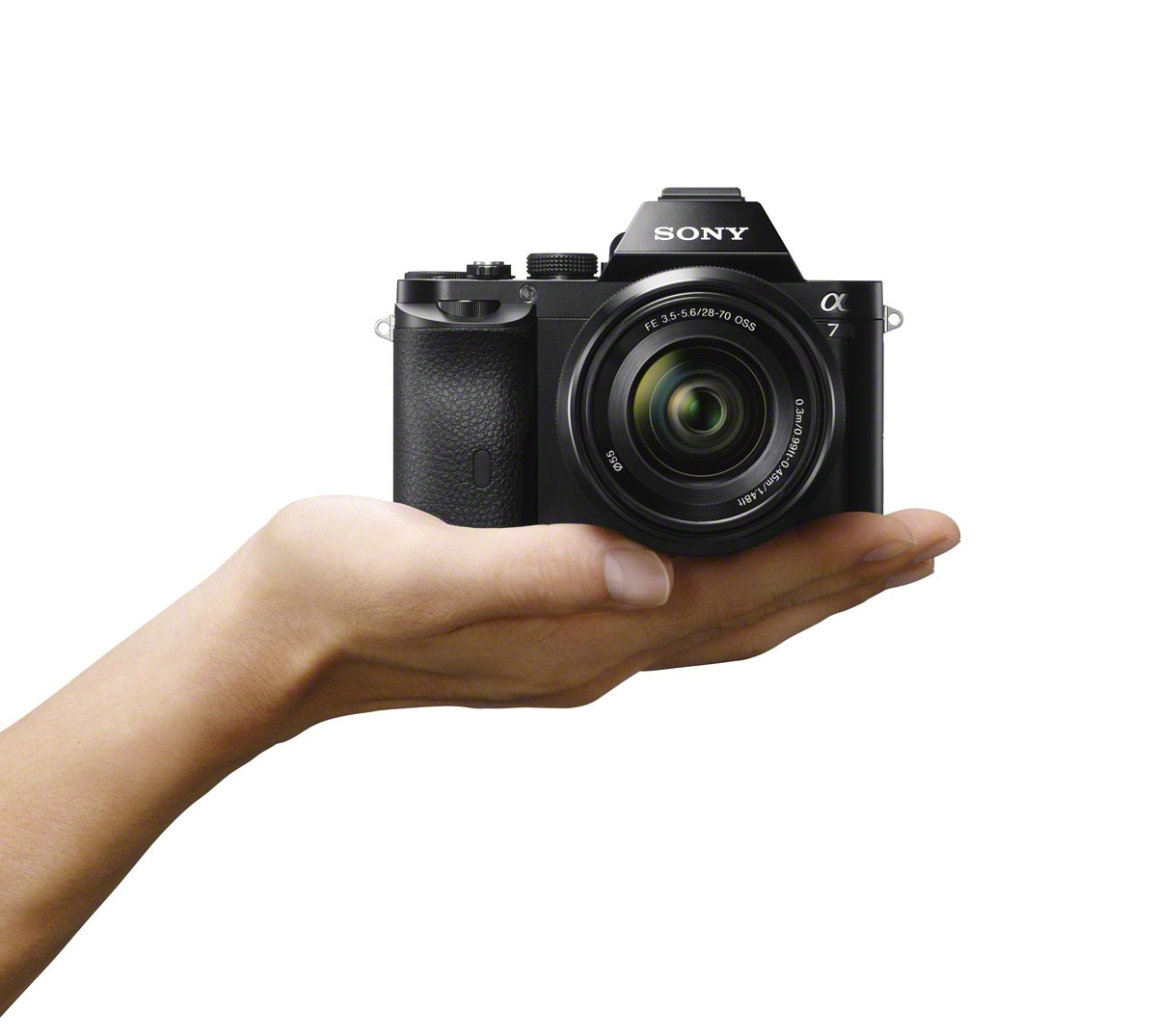 SONY Alpha 7 Kit (ILCE-7K)  Systemkamera mit Objektiv 28-70 mm, 7,6 cm Display, WLAN