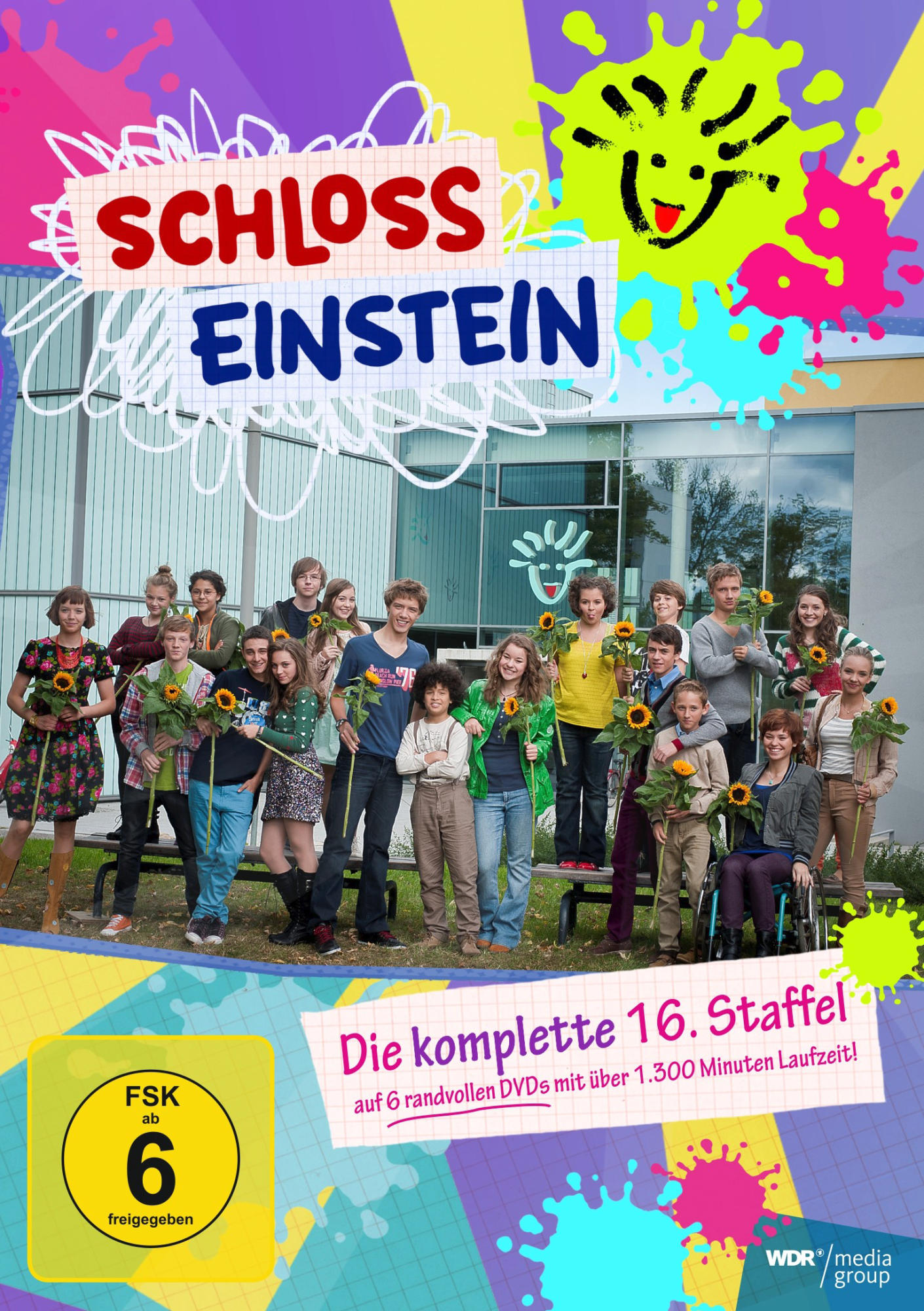 Schloss Einstein DVD-Cover. Eine Gruppe von Teenagern hält Sonnenblumen. Text: Schloss Einstein, Die komplette 16. Staffel.