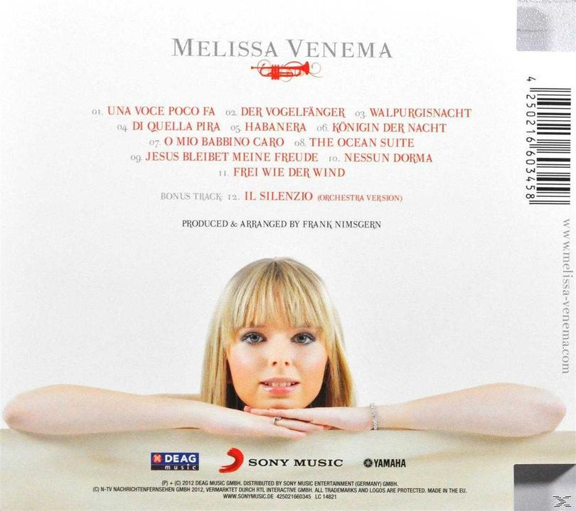 Albumcover: Melissa Venema. Frau, blondes Haar, hält ein Buch. Weißer Hintergrund mit Text.