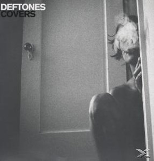 Deftones Albumcover: Eine Person ist teilweise in einem Raum zu sehen, mit Rauch und einer Tür.