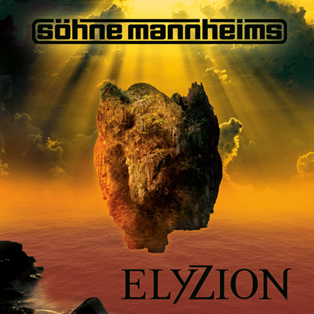 Albumcover mit Felsformation und Sonnenuntergang.