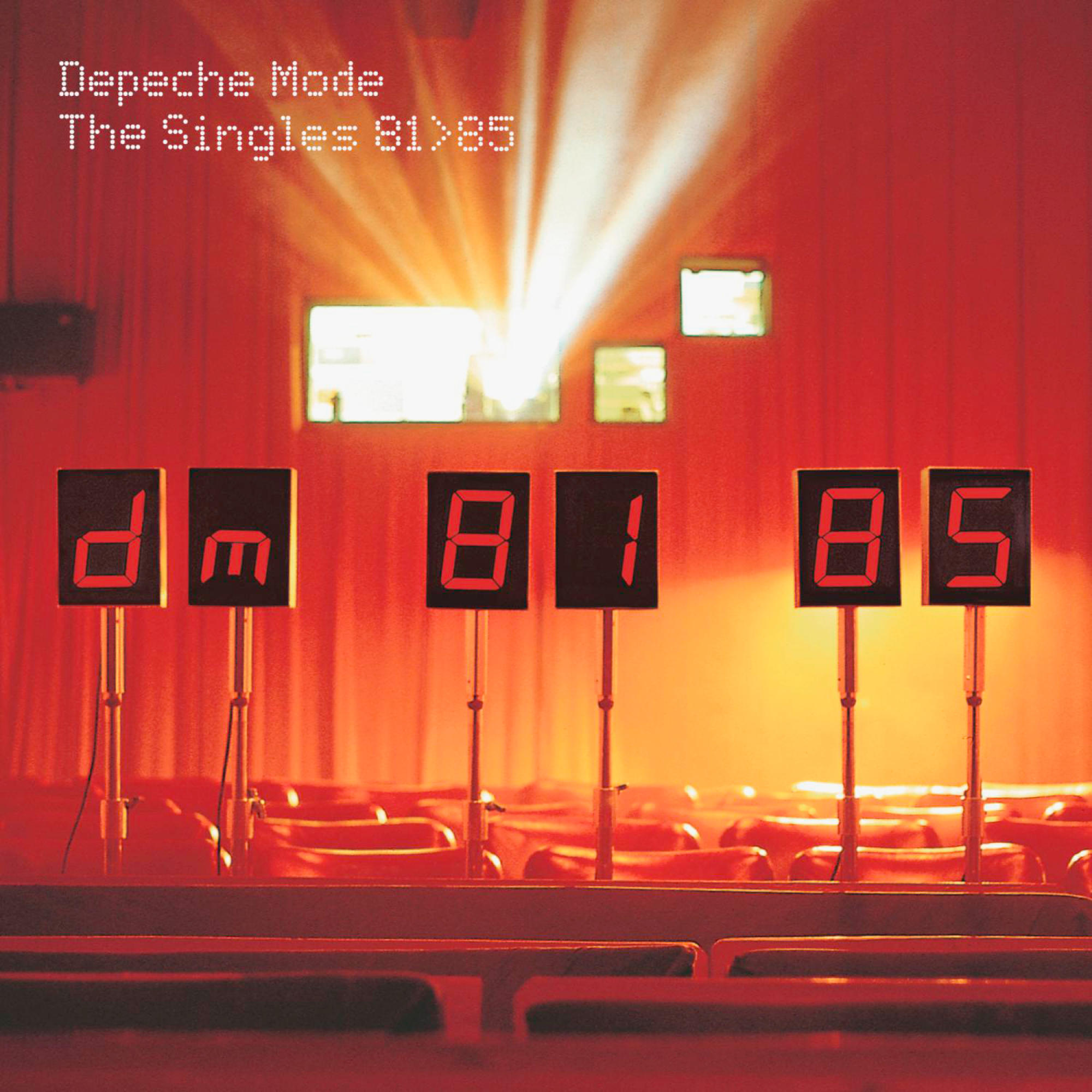 Albumcover einer roten Bühne mit Zahlen. Lichtstrahl, rote Beleuchtung.