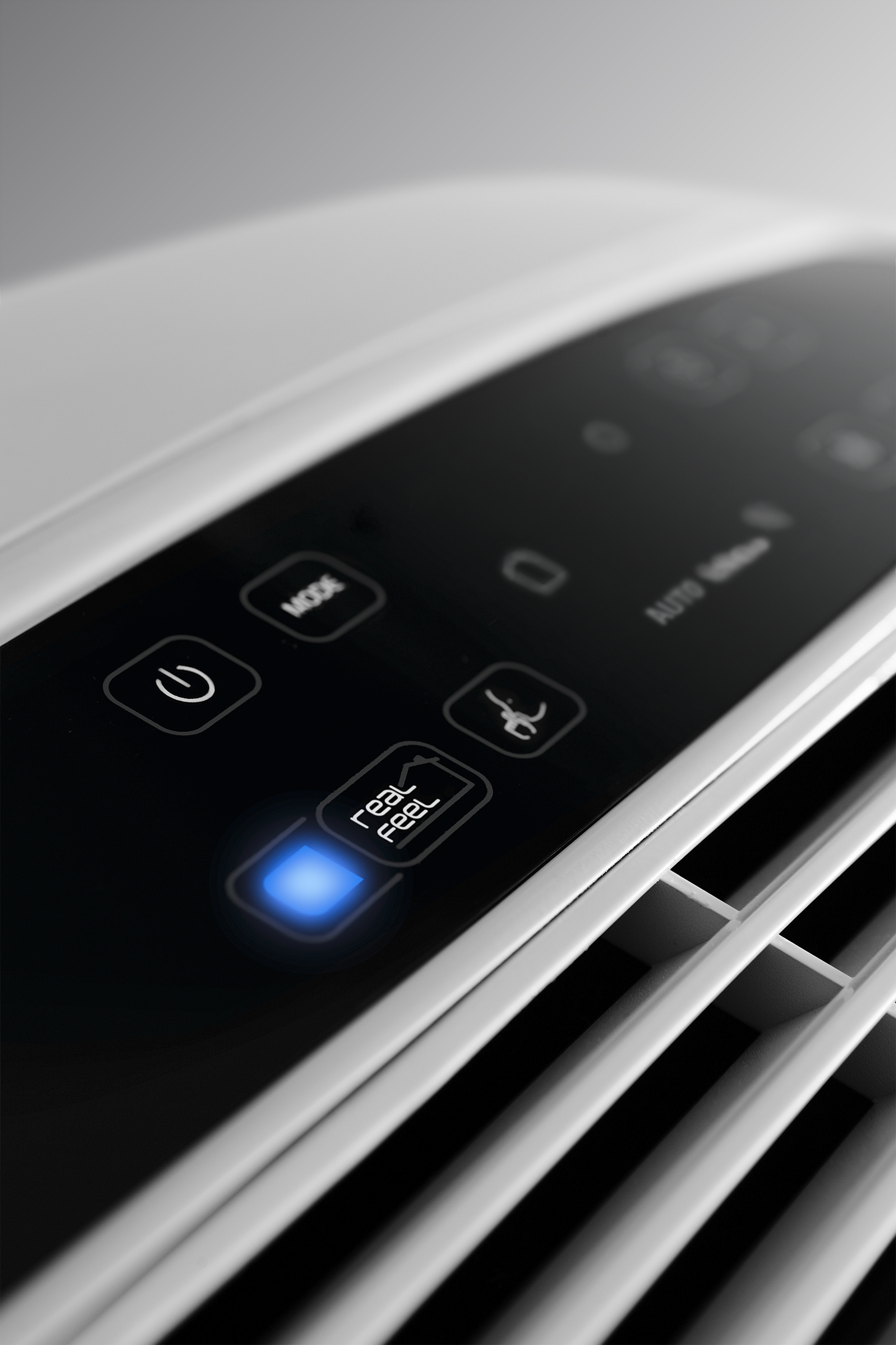 DELONGHI PAC-AN 112 Silent Klimagerät Weiß (Max. Raumgröße: 110 m³, EEK: A+)