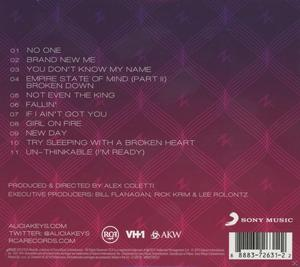 Album-Rückseite, lila Hintergrund, Songliste, Logos, Text.