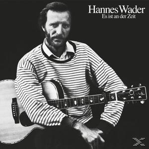Albumcover: Hannes Wader, Es ist an der Zeit. Mann mit Gitarre, schwarz-weiß.