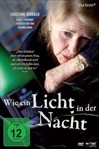 DVD-Cover, eine Frau mit besorgtem Blick, Nahaufnahme, in dunkler Umgebung, mit Text auf Deutsch.