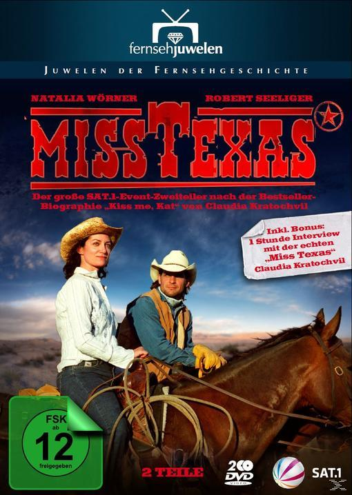 DVD-Cover für Miss Texas. Zeigt einen Mann und eine Frau auf einem Pferd, mit Western-Kulisse.