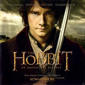 The Hobbit: An Unexpected Journey DVD-Cover. Mann mit Schwert, Titel und Gesicht des Schauspielers auf dem Cover.