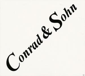 Conrad & Sohn Logo auf weißem Hintergrund, schwarzer Text, diagonal ausgerichtet.