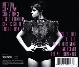 Selena Gomez, Rückseite ihres Albums.