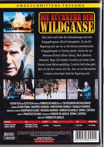 DVD-Rückseite mit Filmstills und Text auf Deutsch. Enthält ein Foto eines Mannes und eine Kriegsszene.