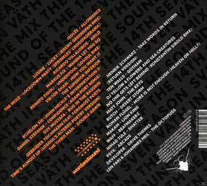 CD-Cover mit orangefarbenen und schwarzen Mustern und Text auf Englisch und Deutsch.