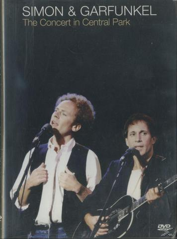 Zwei Männer singen auf der Bühne in Mikrofone, Konzert-DVD-Cover. Dunkler Hintergrund.