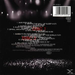 Egy CD hátulja a számlistával és a Black Sabbath zenekarról szóló információkkal.