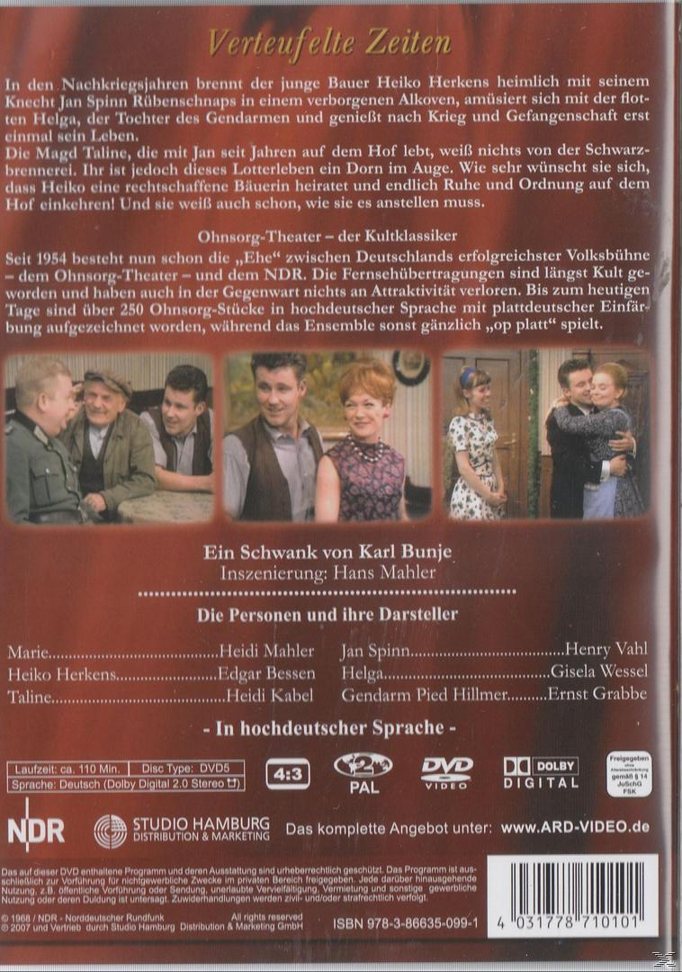 DVD-Cover mit Text und Bildern. Menschen in einem Raum. Deutscher Text.