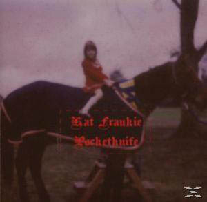 Ein Mädchen auf einem Pferd mit dem Text 'Kat Frankie Pocketknife' auf verblasstem Hintergrund.