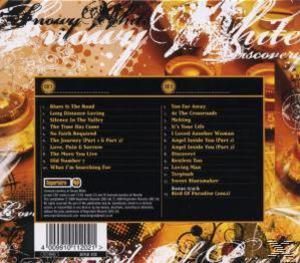 Albumcover mit Songtiteln und Credits auf braunem und orangefarbenem Hintergrund.