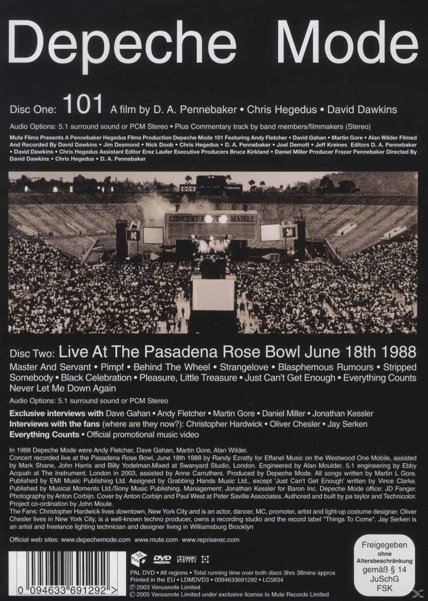 Rückseite der Depeche Mode '101' DVD. Enthält Titellisten, Credits und ein Konzertfoto.
