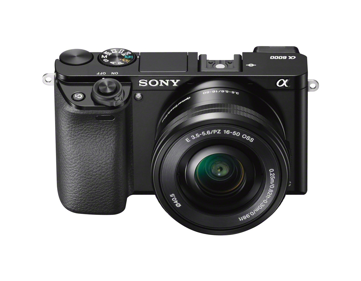 SONY Alpha 6000 ZOOM+TELEZOOM KIT (ILCE-6000Y) Systemkamera mit Objektiv 16-50 mm, 55-210 mm, 7,6 cm Display, WLAN