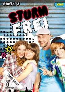 DVD-Cover mit vier lächelnden Personen. Der Titel 'STURM FREI!' ist oben im Bild prominent.