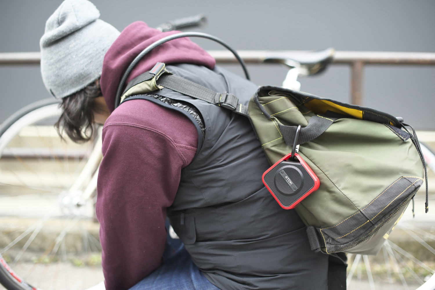TDK Trek Mikro Bluetooth Lautsprecher, Rot, Wasserfest