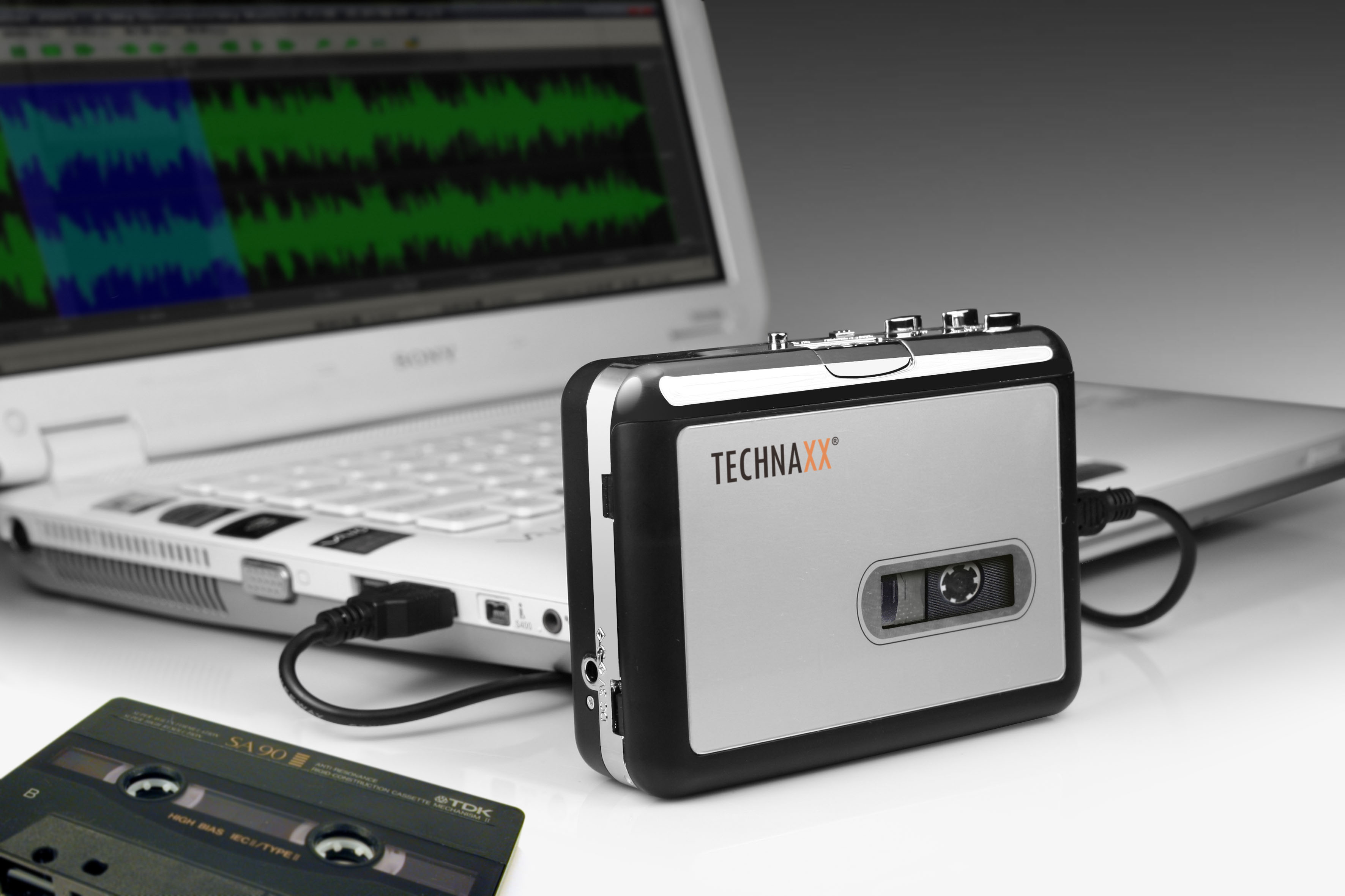 TECHNAXX 3338 DigiTape DT-01 Digitales Konvertierungsgerät für Audio-Kassetten, Silber/Schwarz
