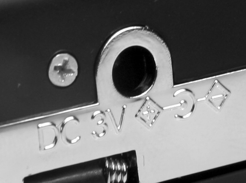 TECHNAXX 3338 DigiTape DT-01 Digitales Konvertierungsgerät für Audio-Kassetten, Silber/Schwarz