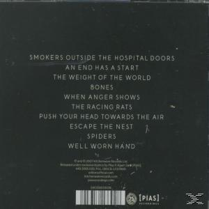 Album-Rückseite, schwarzer Hintergrund, Titelliste, Künstlerinformationen. Weißer Text.