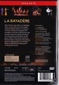 DVD-Cover mit einer Ballettszene und Text in mehreren Sprachen.