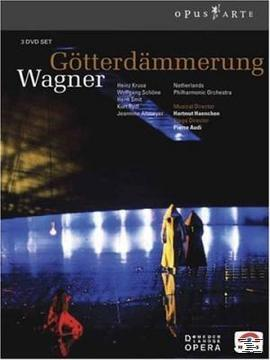 DVD-Cover: Opernszene mit Figuren auf der Bühne. Titel: Götterdämmerung.