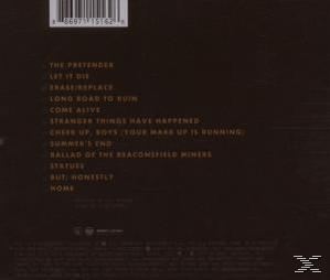Albumcover mit Songtiteln in Gold auf dunklem Hintergrund.