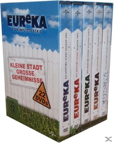 Eureka DVD-Boxset. Box mit Zaun-Illustration, den Worten 'Eureka' und '22 DVDs'.