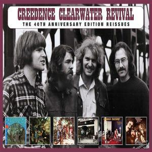 Albumcover mit Creedence Clearwater Revival Bandmitgliedern, darunter kleine Albumcover.