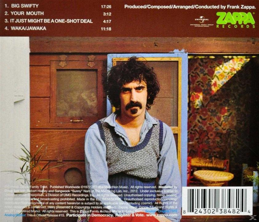 CD-Rückseite. Ein Mann mit Schnurrbart und Weste steht vor einer Holztür. Listet die Songs auf.