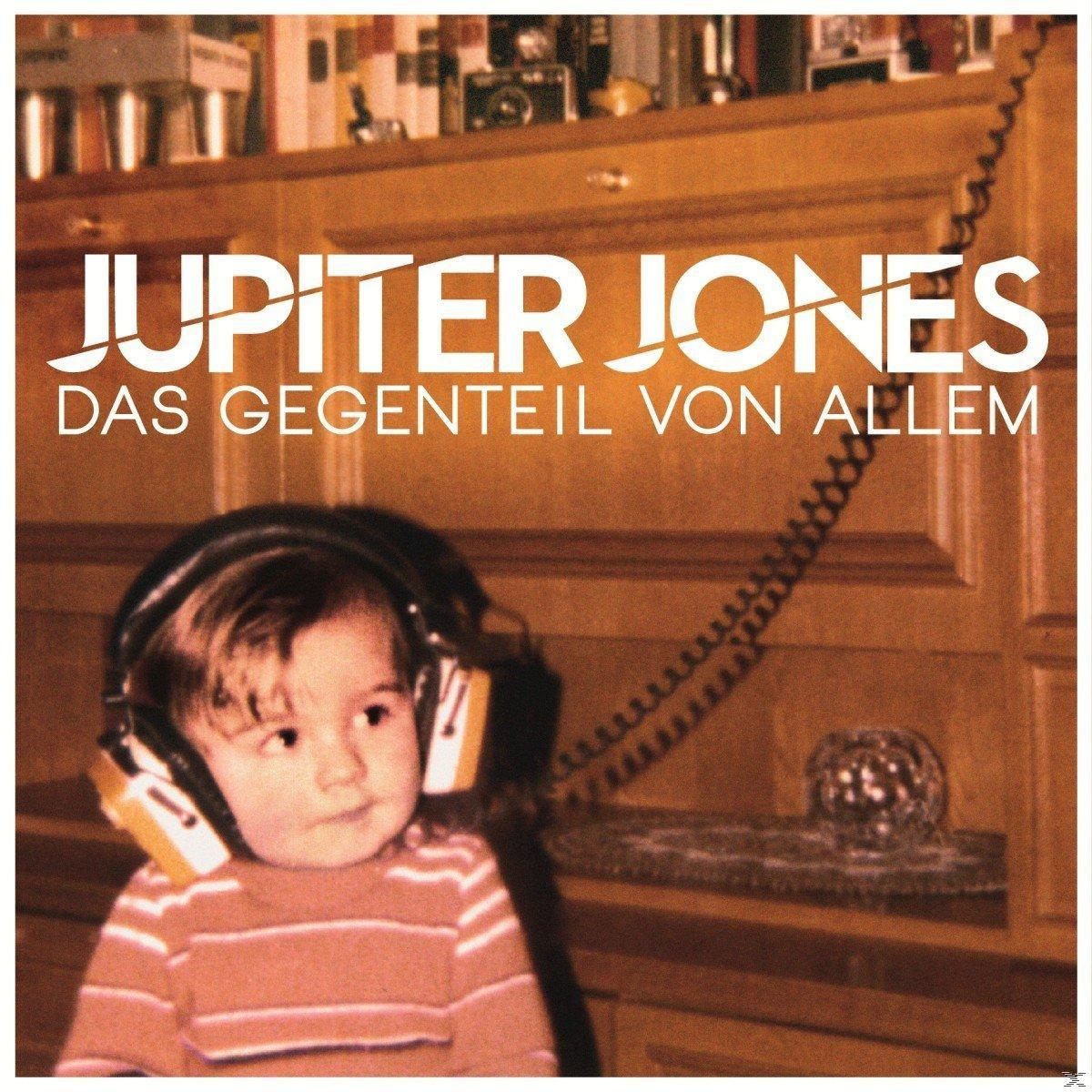 Albumcover: "Jupiter Jones." Kind mit Kopfhörern, Textüberlagerung. Hintergrund: Holzverkleidung und Regale.